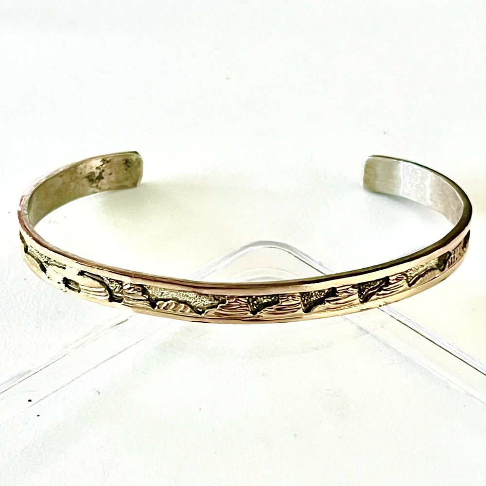 Signed - Billy Slim, Navajo. Vintage 12K GF Sterling Silver Tuft Casted Cuff